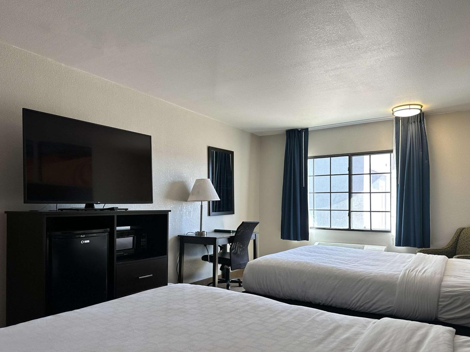 Clarion Pointe Winslow I-40 Exterior foto